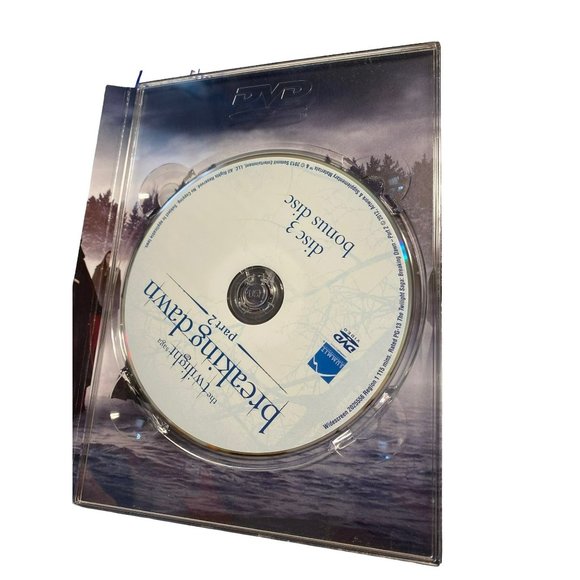Twilight Breaking Dawn Part 2 DVD movie 3 disc set - Picture 4 of 5